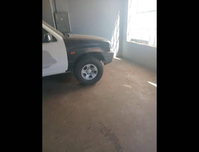 INDUSTRIAL PROPERTY TO RENT IN BENROSE